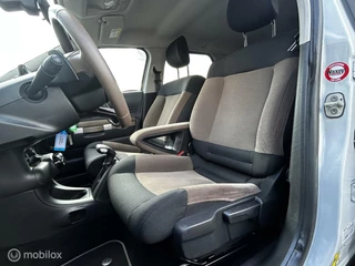 Citroën C4 Cactus Citroen C4 Cactus 1.2 e-VTi Feel Automaat Navi NAP Lage KM netjes! - afbeelding nr 32