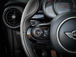 MINI Cooper Cabrio Mini Cooper Cabrio 1.5 | LEDER | H&K | HUD | CAMERA | ORG. NL | FULL OPTION! - afbeelding nr 31