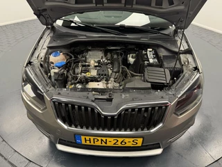 Škoda Yeti Skoda Yeti 1.2 TSi Elegance Automaat-Trekhaak-Navigatie-Panoramadak-Cr.contr-Clima-Camera-Parkeersensoren-Lm17''velgen-Bluetooth - afbeelding nr 41
