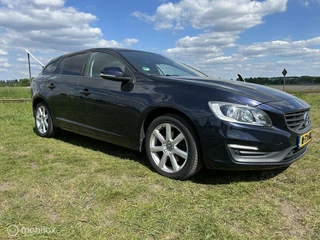 Volvo V60 Volvo V60 2.0 D2 Summum AIRCO NAVIGATIE PARK SENS STOELVERW - afbeelding nr 17