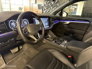 Volkswagen Touareg Volkswagen Touareg 3.0 R|Pano|Massage|Hybrid|21