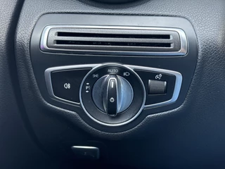 Mercedes-Benz C-Klasse Mercedes-Benz C-Klasse 200 AMG Business Plus Edition | NL-auto | 1e Eig | Night | Panorama | Sfeerv | Carplay - afbeelding nr 32