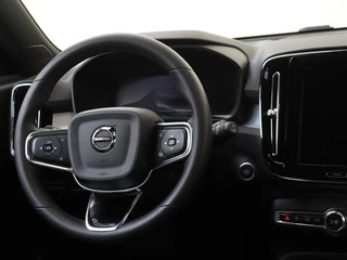 Volvo XC40 Volvo XC40 B4 Plus Dark | Trekhaak | Dodehoekdetectie | Achteruitrijcamera - afbeelding nr 11