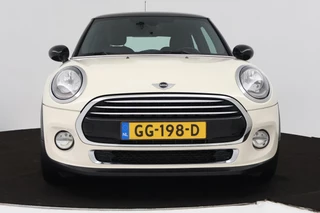 MINI Cooper Mini Mini 1.5 Cooper (CRUISE CONTROL, NAVIGATIE, BLUETOOTH, CLIMATE CONTROL, NL-AUTO) - afbeelding nr 15
