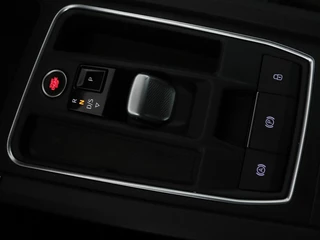 SEAT Leon SEAT Leon 1.5 eTSI Style Launch Edition | Trekhaak |  Carplay | Adaptive cruise | Camera | Navigatie | Park Assist | Climate control - afbeelding nr 16