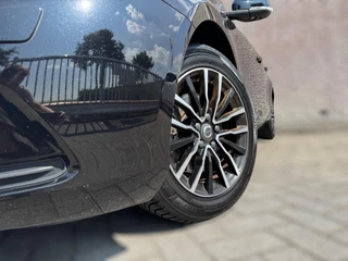 Volvo V40 Volvo V40 2.0 T2 Momentum 185PK / 4-SEIZOENENBANDEN / FULL LED / STOELVERW. / PDC / TREKHAAK - afbeelding nr 3