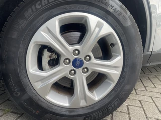 Ford Kuga Ford Kuga 2.5 PHEV Titanium | Navigatie | Stoelverwarming | Plug-in - afbeelding nr 29