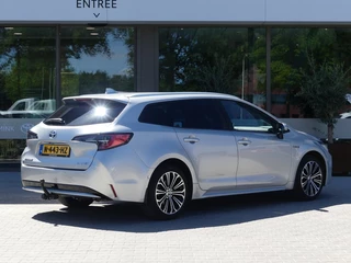 Toyota Corolla Touring Sports Toyota Corolla Touring Sports 1.8 Hybrid Dynamic | Trekhaak | Camera | Keyless - afbeelding nr 32