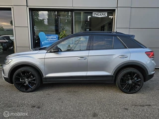 Volkswagen T-Roc Volkswagen T-Roc 1.5 TSI Black Style Panorama/Keyless/IQ Light - afbeelding nr 8