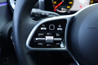 Mercedes-Benz A-Klasse Mercedes-Benz A-Klasse 250 e Luxury Sfeer verlichting / Widescreen / Camera / Carplay / - afbeelding nr 29
