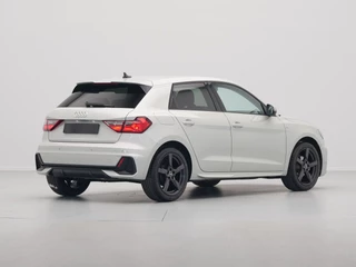 Audi A1 Sportback Audi A1 Sportback 25 TFSI 95 pk s-tronic S line edition Stoelverwarming, Optiek zwart, Navi via app 52 - afbeelding nr 5