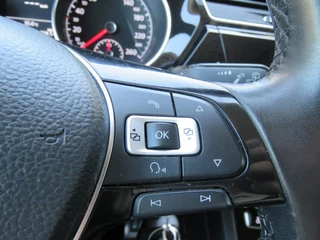 Volkswagen Touran Volkswagen Touran 1.2 TSI CON. SERIES ,,SOUND'' / Camera / Wegklap.haak / Stoelverwarming / - afbeelding nr 47