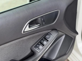 Mercedes-Benz A-Klasse Mercedes-Benz A-klasse 180d Automaat Navi Nieuwe APK Park.sensoren Flippers LM velgen - afbeelding nr 16