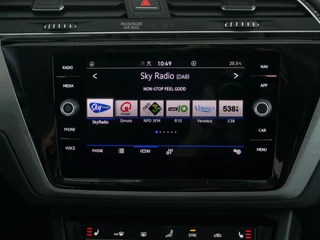Volkswagen Touran Volkswagen Touran 1.5 TSI 150PK 7P CARPLAY NAVI CAMERA LED ELEK.KLEP VIR.COCKPIT DODE.HOEK DET. STOELVERW KEYLESS 7P 7PERS 11/2024 