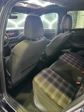 Volkswagen Polo Volkswagen Polo 2.0 GTI Virtual KW-SchroefsetPano Dsg beats dcc navi keyless - afbeelding nr 14