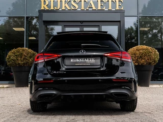Mercedes-Benz A-Klasse Mercedes A-klasse A250e AMG|PANO|18''|CARPLAY|PLUG-IN|SFEERV - afbeelding nr 6