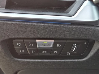 BMW 3 Serie BMW 3-serie Touring 330e xDrive M SPORT | PANORAMA | LASER | DRIVING ASS. PROF | HARMAN KARDON | - afbeelding nr 30