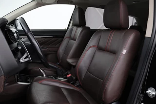 Mitsubishi Outlander Mitsubishi Outlander 2.0 PHEV Instyle+ | Schuifdak | Leder |  Stoel & stuurverwarming | Trekhaak | 360 camera | Adaptive cruise | Xenon | Climate control | Keyless - afbeelding nr 5