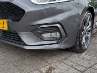 Ford Fiesta Ford Fiesta 1.0 EcoBoost 101pk ST-Line 5-Deurs | Navi | Apple Carplay + Android Auto | Clima | Cruise | Keyless Start | Pdc | Stoelverwarming | Rijstrook+Lichtsensor | Privacy Glass | 17''lm - afbeelding nr 44