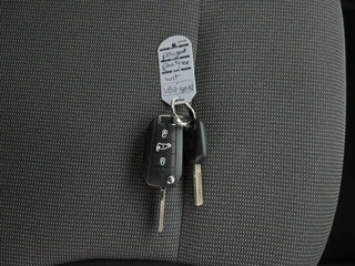 Peugeot Partner Peugeot Partner 1.5 BlueHDI Premium 3-Persoons | Airco | Navigatie | Betimmering - afbeelding nr 5