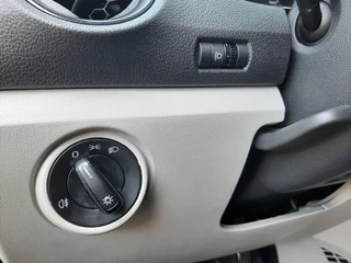SEAT Mii SEAT Mii 1.0 60pk Airco Cruise-control Stoelverwarming Bluetooth - afbeelding nr 9