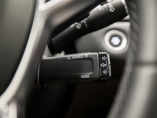 Renault Captur Renault Captur 1.3 TCe 140 Intens 141Pk Automaat (APPLE CARPLAY, GROOT NAVI, VIRTUAL COCKPIT, STOELVERWARMING, SPORTSTOELEN, CAMERA, KEYLESS, CRUISE, NIEUWSTAAT) - afbeelding nr 24