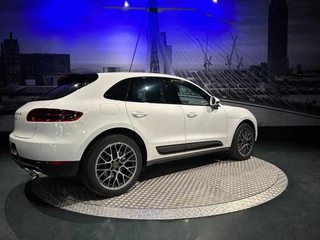 Porsche Macan Porsche Macan 3.0 S *Luchtvering*SportChrono*Stoelventilatie - afbeelding nr 13