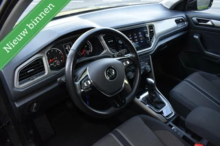 Volkswagen T-Roc Volkswagen T-Roc 1.5 TSI AUTOMAAT/NAVI & CARPLAY/LED/ACC/CLIMA/ETC.! - afbeelding nr 18