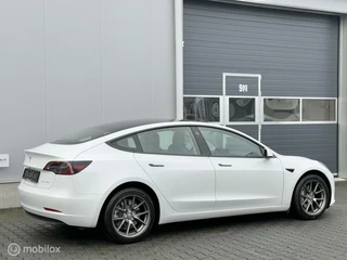 Tesla Model 3 Tesla Model 3 Long Range AWD 75 kWh 2022 Facelift - trekhaak - afbeelding nr 4