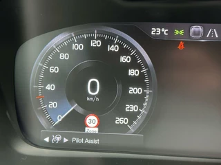 Volvo XC40 Volvo XC40 2.0 T4 Momentum Pro Pilot Assist|Trekhaak|190PK| - afbeelding nr 20