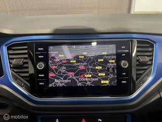 Volkswagen T-Roc Volkswagen T-Roc 1.5 TSI Style Business PANO, ACC, STANDkACH - afbeelding nr 25