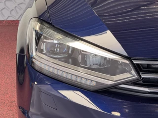 Volkswagen Touran Volkswagen Touran 1.5 TSI 150PK 7P CARPLAY NAVI CAMERA LED ELEK.KLEP VIR.COCKPIT DODE.HOEK DET. STOELVERW KEYLESS 7P 7PERS 09/2024 