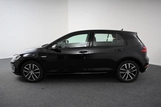 Volkswagen e-Golf Volkswagen e-Golf | Navigatie | Climate control | Virtuel Cockpit | Camera | Keyless | Bluetooth | Cruise Control | Lichtmetalen Velgen | - afbeelding nr 4