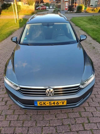 Volkswagen Passat Volkswagen Passat Variant 1.6 TDI Business Edition +Carplay - afbeelding nr 16