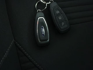 Ford Focus Ford Focus 1.0 Titanium Edition Navi | Camera | Trekhaak - afbeelding nr 29