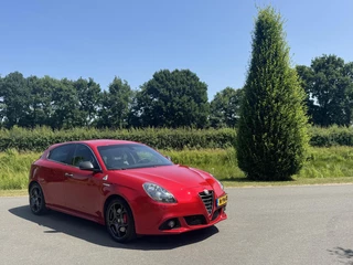 Alfa Romeo Giulietta Alfa Romeo Giulietta QV 1750TBI Rosso Competizione!! - afbeelding nr 28