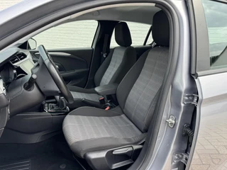 Opel Corsa Opel CORSA 1.2 Edition Navigatie Cruise Carplay Lm velgen Airco Goed onderhouden! - afbeelding nr 3