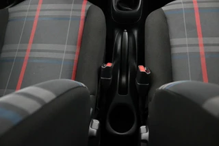 Peugeot 108 Peugeot 108 1.0 e-VTi Access | Airco | 5-deurs! | Bluetooth - afbeelding nr 23