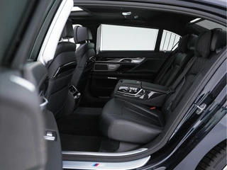 BMW 7 Serie Aut. *PANO | LASER-LED | SOFT-CLOSE | SURROUND-VIEW | HARMAN/KARDON-SURROUND | MASSAGE | MEMORY-PACK | NAVI-FULLMAP | KEYLESS | ADAPTIVE-CRUISE | HUD | ECC | PDC | COMFORT-SEATS | 20