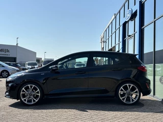 Ford Fiesta Ford Fiesta 1.0 EcoBoost Hybrid ST-Line X 125PK Winterpack Climate Navi Cruise Camera Carplay Parkeersensoren LED 18