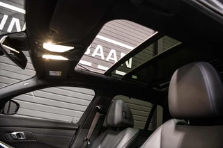 BMW 3 Serie BMW 3-serie 330e xDrive Touring Hybrid | Vol | M Sport | Panodak | H&K | Innovation | 19 inch | - afbeelding nr 6