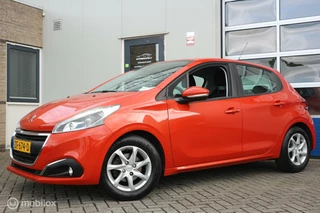 Peugeot 208 Peugeot 208 1.2 PureTech Blue Lease Executive AIRCO/CRUISE - afbeelding nr 2