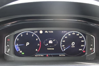 Volkswagen T-Roc Volkswagen T-Roc 1.5 TSI R-Line DSG Black Style Virtual/Navi/18