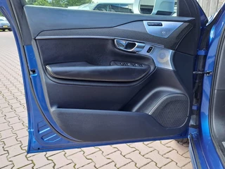 Volvo XC90 Volvo XC90 2.0 T8 Twin Engine AWD R-Design | Pano | Leder | ACC | Stuur & stoelverwarming | Trekhaak | Vol | - afbeelding nr 39