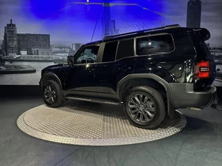 Toyota Land Cruiser Toyota Land Cruiser 2.8 D-4D Standard Roof Window Van Professional - afbeelding nr 8