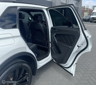 Volkswagen Tiguan Volkswagen Tiguan 1.4 TSI eHybrid 245PK 3xR-Line/HU - afbeelding nr 80