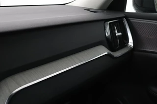 Volvo V60 Volvo V60 Cross Country 2.0 B5 AWD Pro | Trekhaak | Leder |  Stoel & stuurverwarming | Camera | Adaptive cruise | Carplay | Harman/Kardon | Keyless | BLIS | Memory | Navigatie - afbeelding nr 23