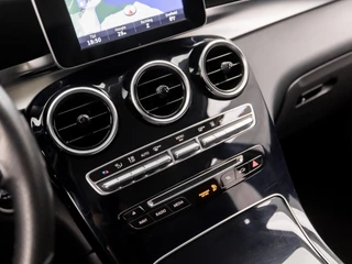 Mercedes-Benz GLC 327Pk Automaat (NAVIGATIE, LUCHTVERING, LEDEREN SPORTSTOELEN, ELEK ACHTERKLEP, GETINT GLAS, LED KOPLAMPEN, CRUISE, NIEUWE APK, NIEUWSTAAT) - afbeelding nr 9