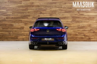Volkswagen Golf Volkswagen Golf 1.5 eTSI R-Line|Pano|H&K audio|HUD|Camera| - afbeelding nr 11