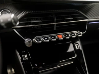 Peugeot 208 (VIRTUAL COCKPIT, APPLE CARPLAY, GROOT NAVI, ADAPTIVE CRUISE, 360 CAMERA, LEDER, SPORTSTOELEN, GETINT GLAS, LM VELGEN, LANE ASSIST, NIEUWSTAAT) - afbeelding nr 9
